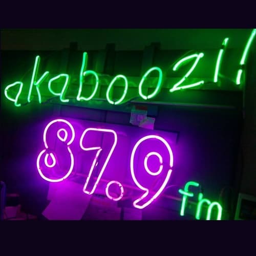 Akaboozi 87.9 FM